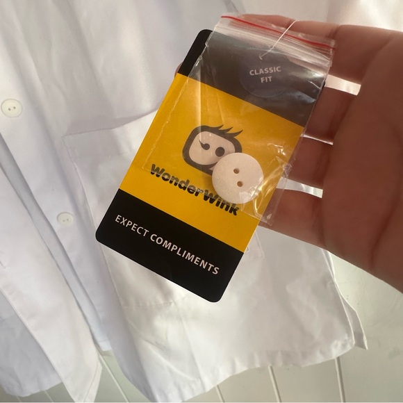 WonderWink Women's Classic Fit White Lab Coat - Picture 8 of 10